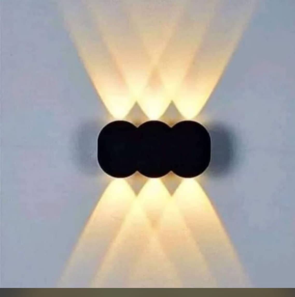 Indoor/outdoor Wall Light
